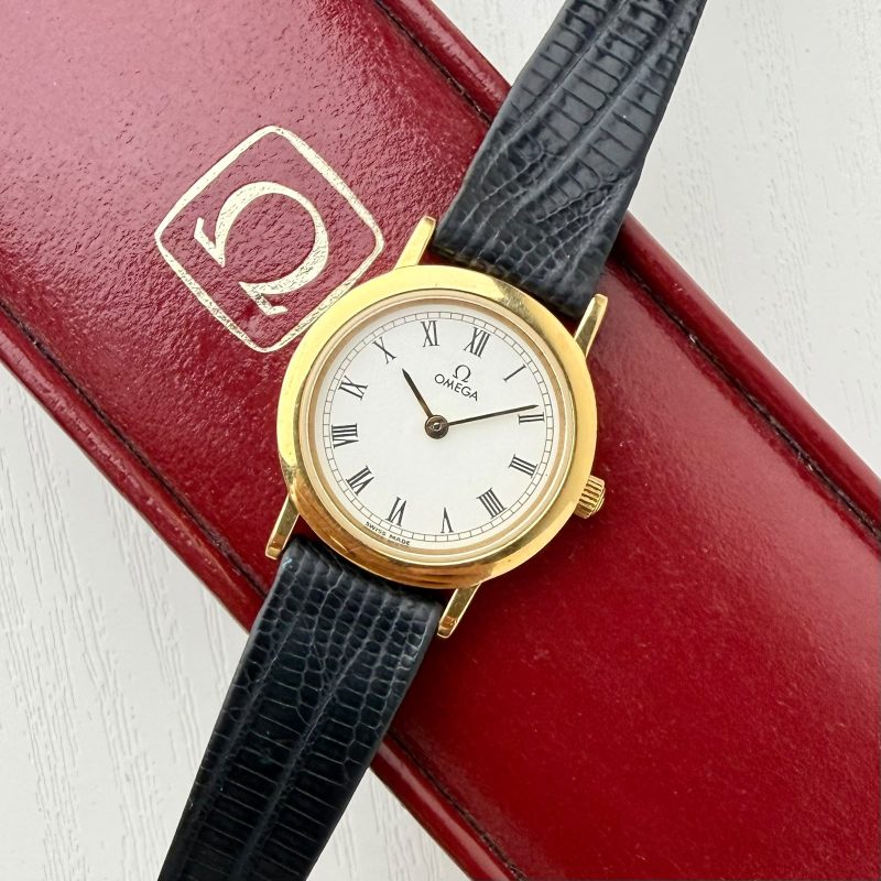 Omega De Ville Ladies White Roman Vintage✨